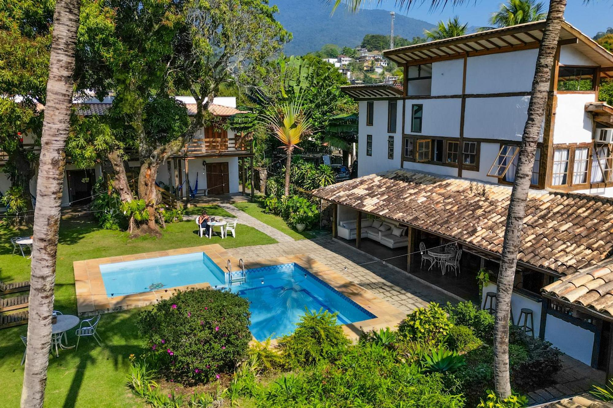 Velinn Caravela Pousada Ilhabela Bagian luar foto