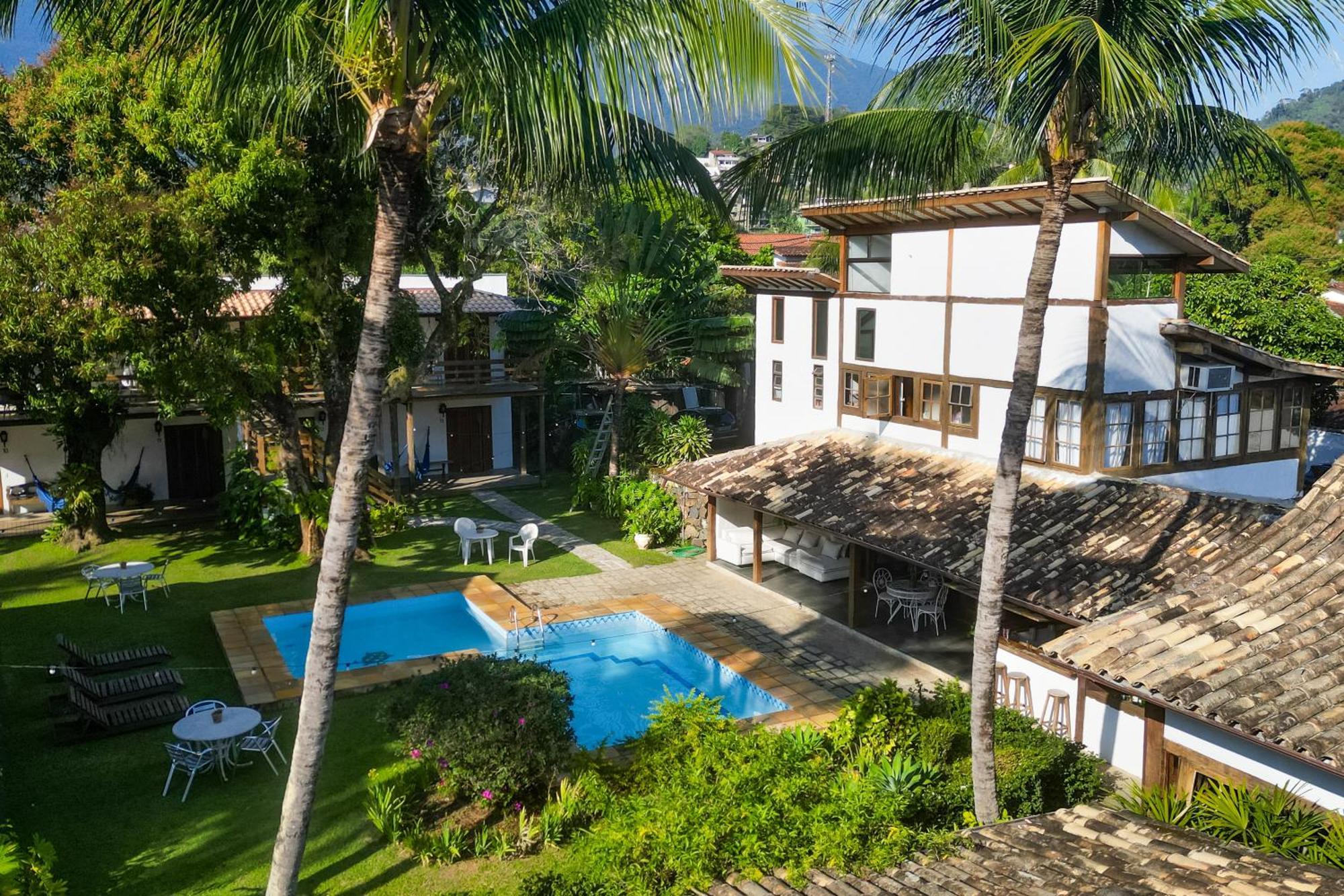 Velinn Caravela Pousada Ilhabela Bagian luar foto